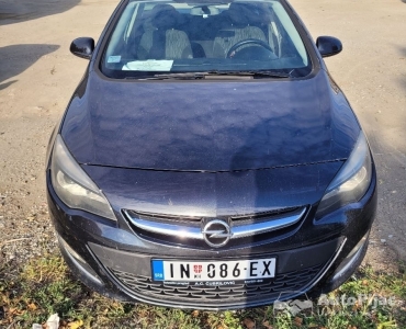 Opel Astra J Sports Tourer