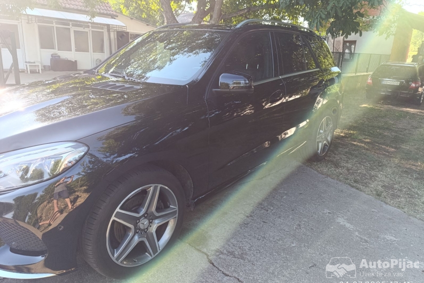 Mercedes GLE 250d 2016 crni SUV - autopijac polovni automobili