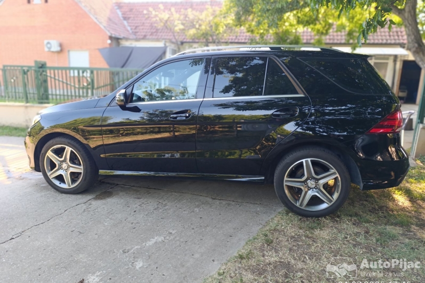 Mercedes GLE 250d 2016 crni SUV - autopijac polovni automobili