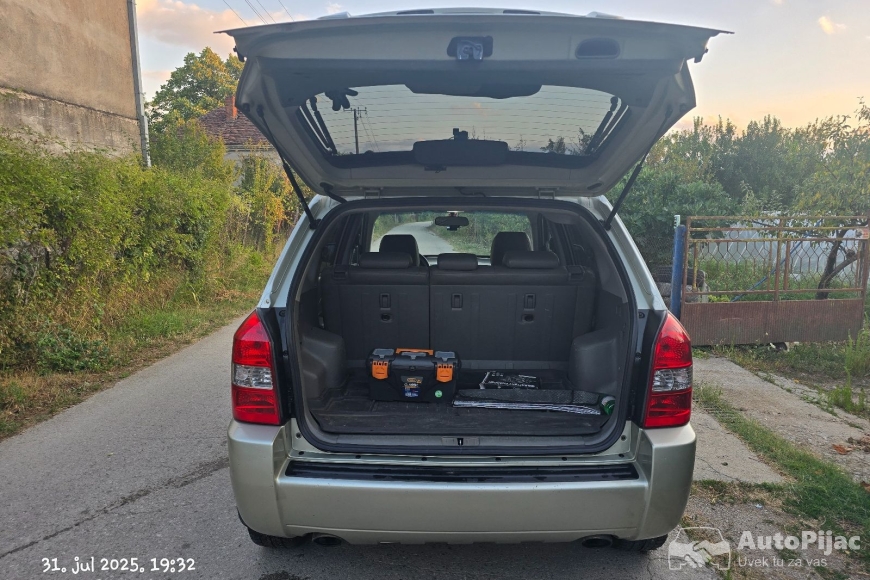 Hyundai Tucson 2.0 CRDi 4WD 2007 na prodaju - auto oglasi