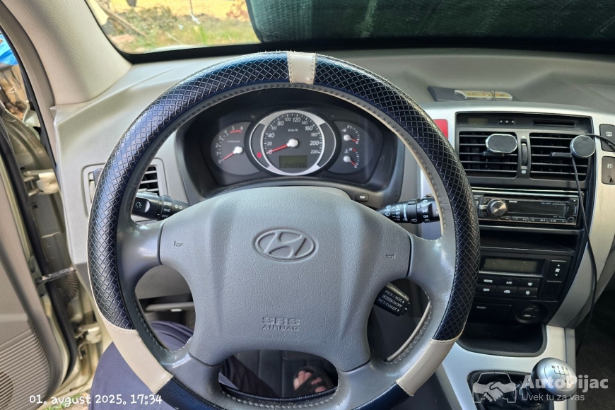 Hyundai Tucson 2.0 CRDi 4WD 2007 na prodaju - auto oglasi