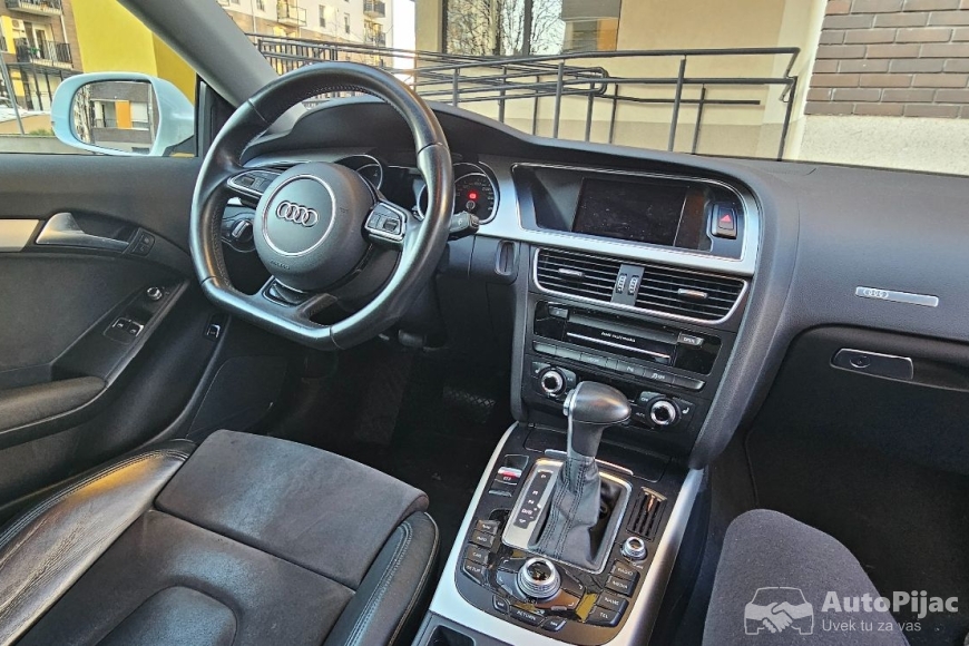 Audi A5 Coupe S-line 2.0 TDI (2015) 1
