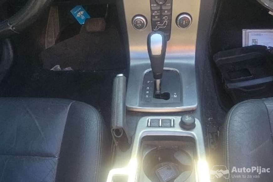 Volvo C70 Cabrio 2.4D delovi (2008, model 2006–2010 pre restajling) 11