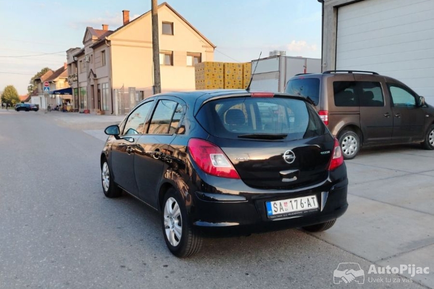 Opel corsa 1.3 dizel 2011 godina polovni automobili 14