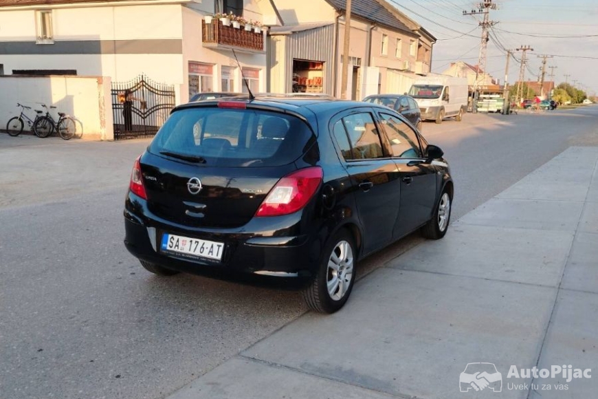 Opel corsa 1.3 dizel 2011 godina polovni automobili 10