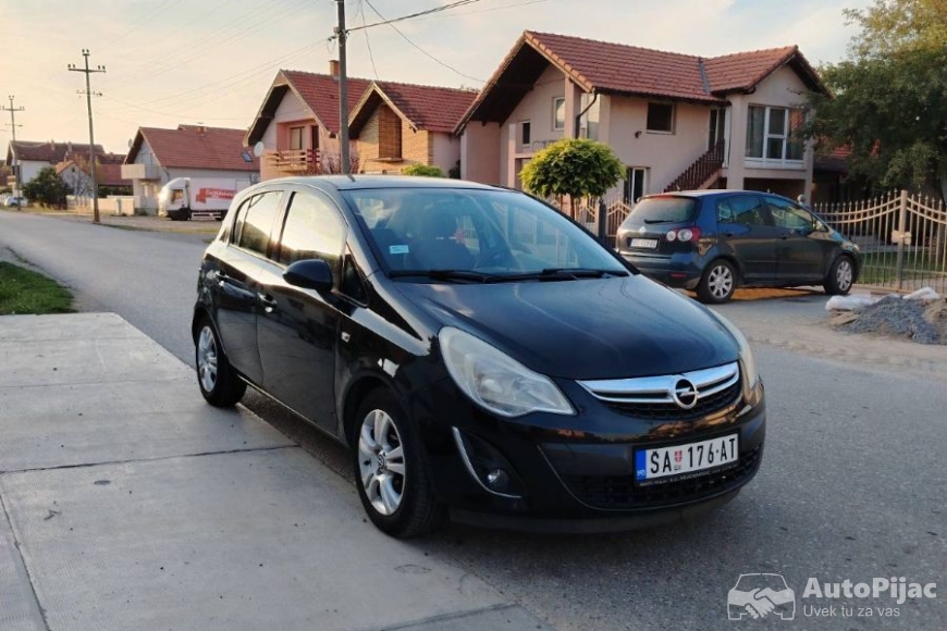 Opel corsa 1.3 dizel 2011 godina polovni automobili 8