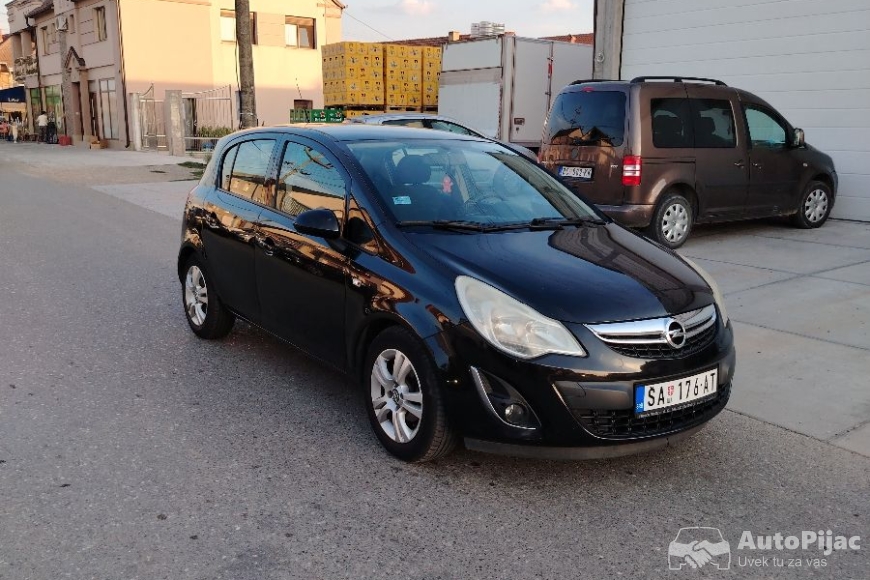 Opel Corsa D 2011 polovni automobili 6