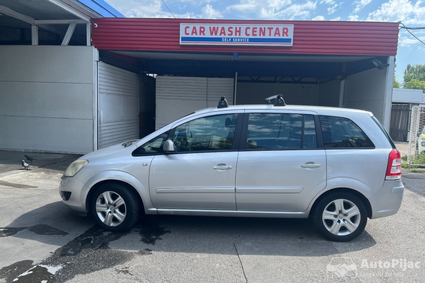 Opel Zafira 2010 - polovni automobili 2
