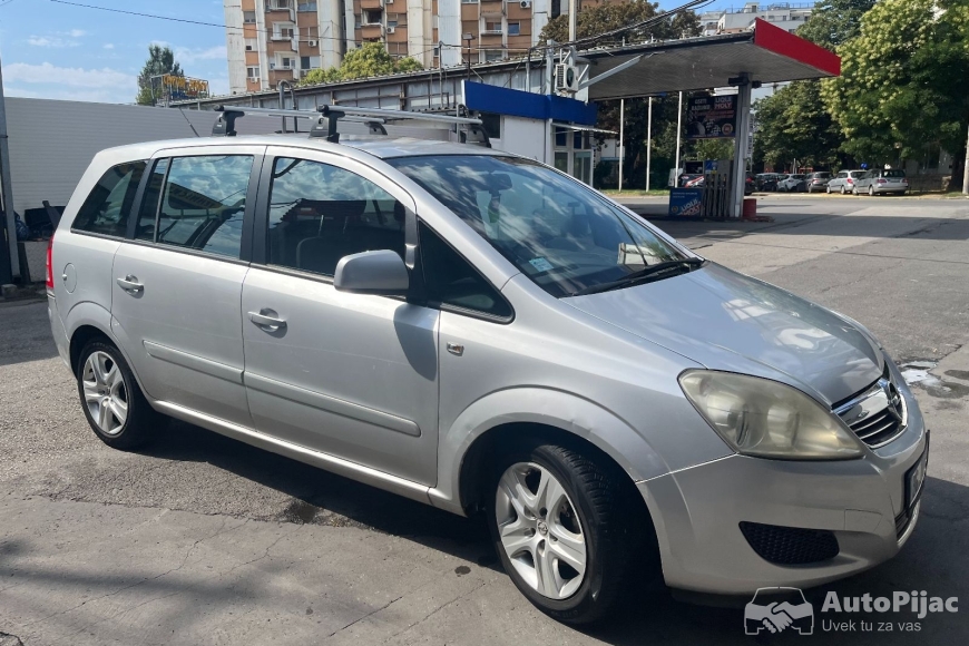 Opel Zafira 2010 - polovni automobili 
