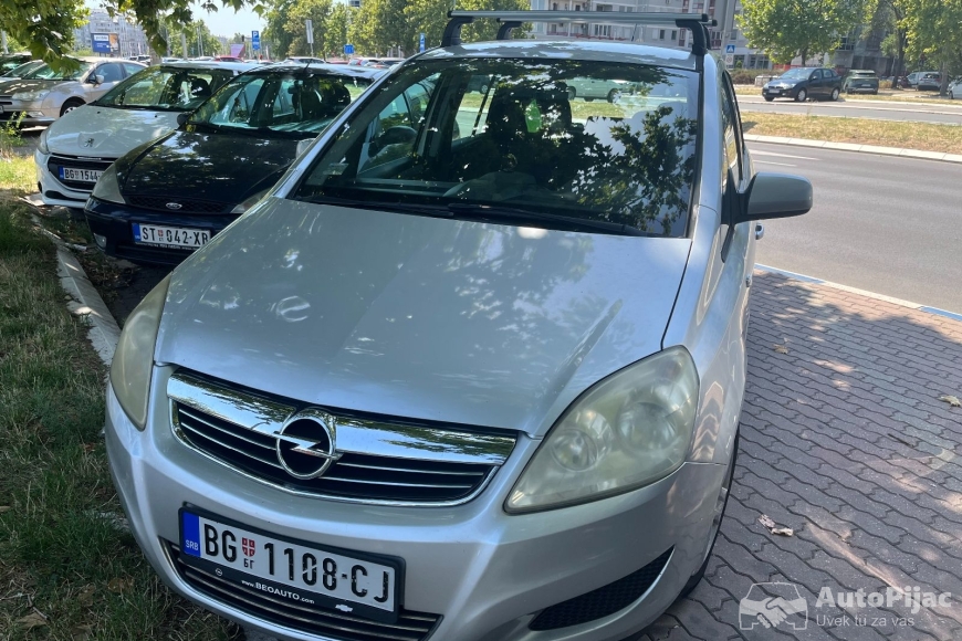 Opel Zafira 2010 - polovni automobili 17