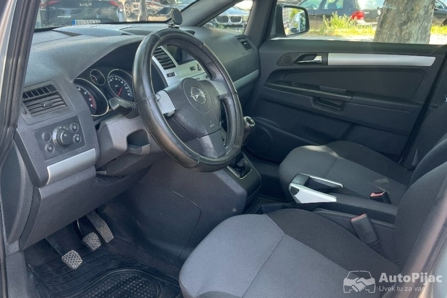 Opel Zafira 2010 - polovni automobili 11