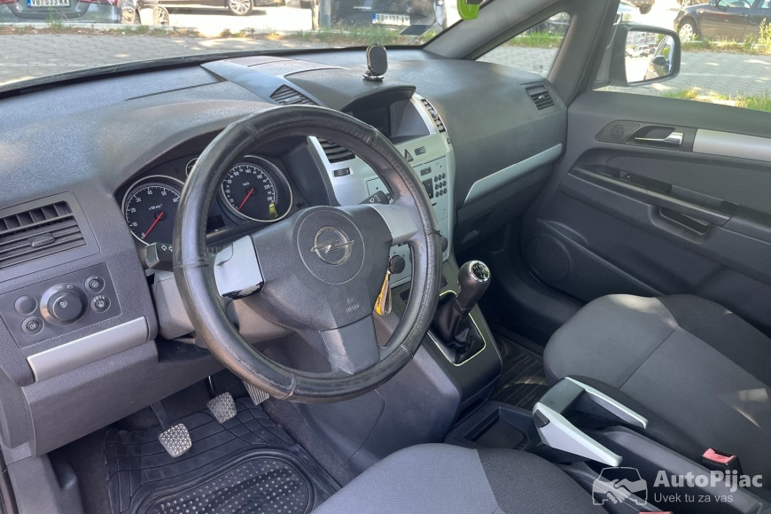 Opel Zafira 2010 - polovni automobili 12