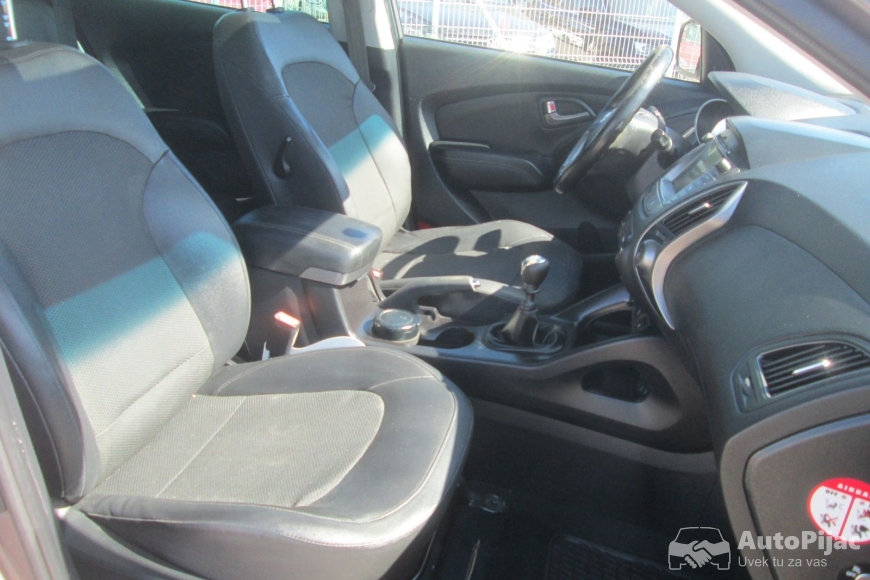 Hyundai ix35 2014 polovni automobili 17