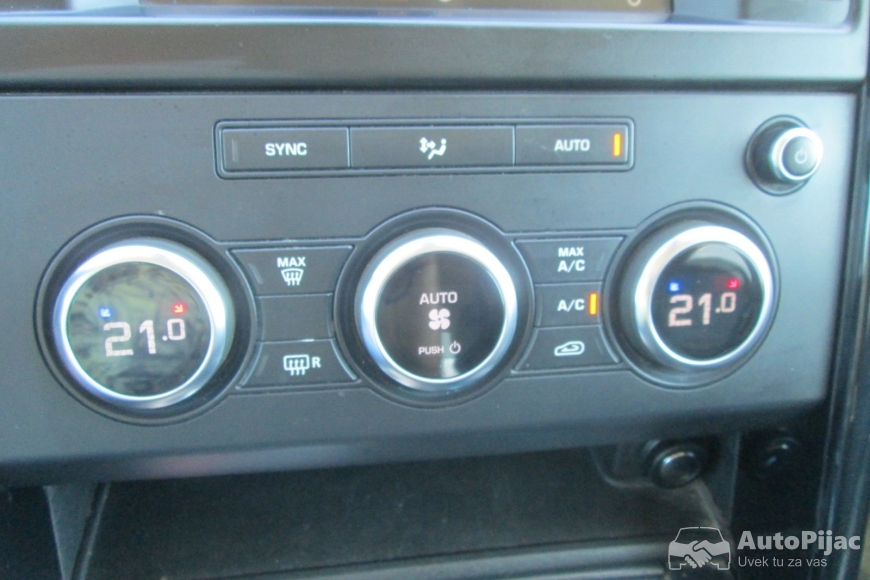 Land Rover Discovery 2018 auto pijac 19