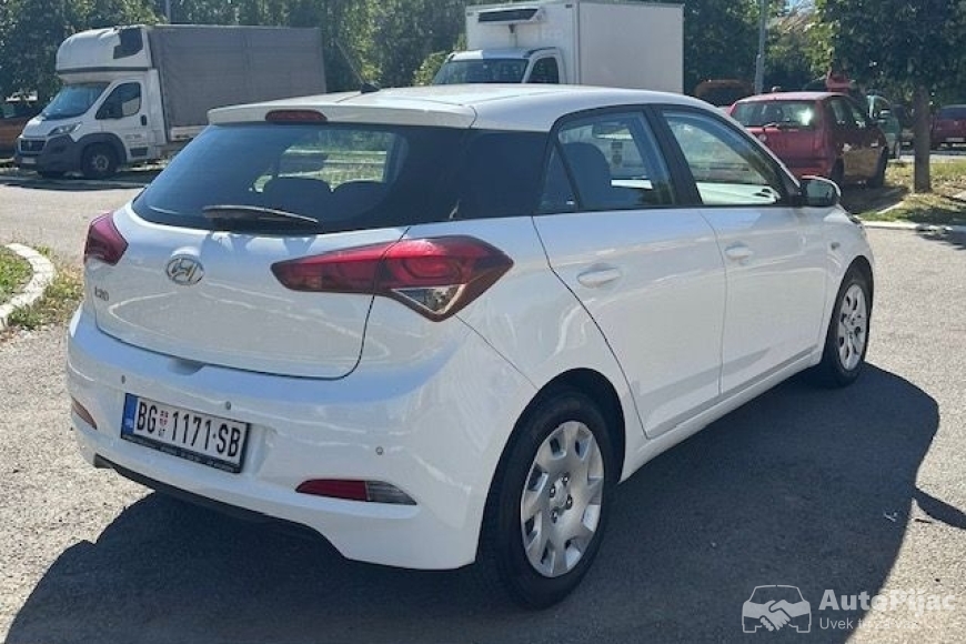 Hyundai i20 2017 7