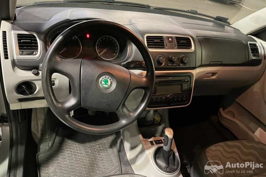 Škoda Fabia 1.2 auto pijac 5
