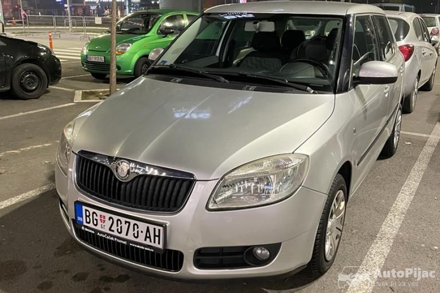 Škoda Fabia 1.2 auto pijac