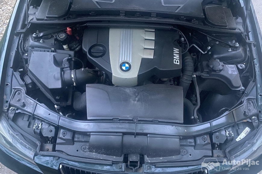 BMW 318d 2008 karavan auto pijac 15