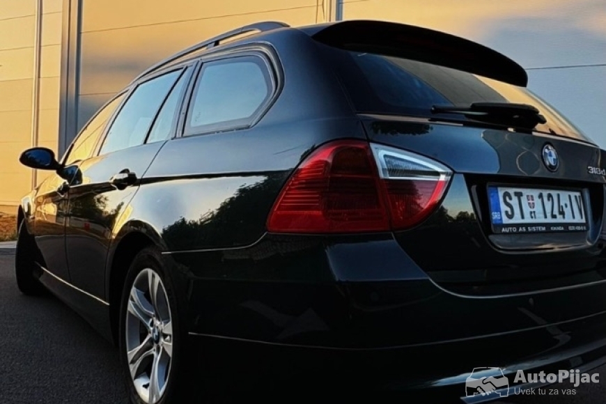 BMW 318d 2008 karavan auto pijac 4