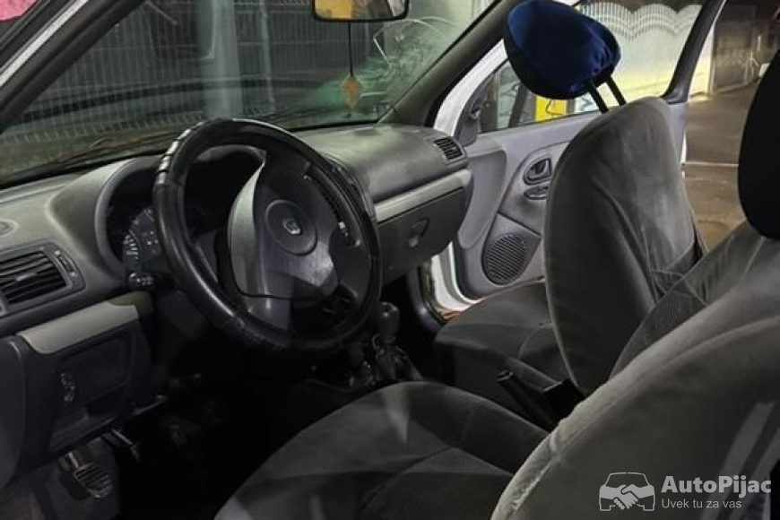 Renault Clio 1.2 benzin, 2002 polovni automobili 2