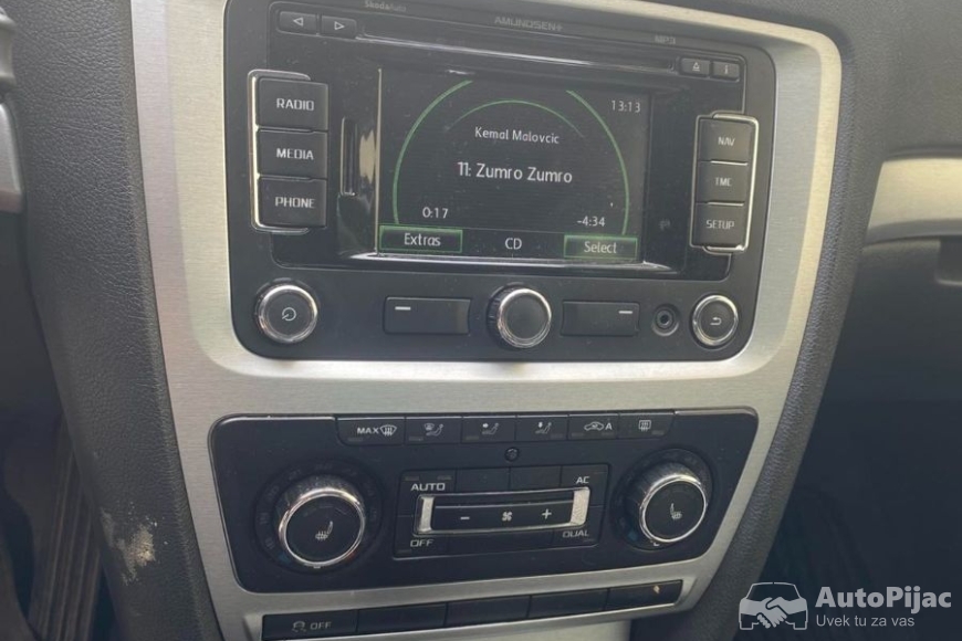 Škoda Octavia Scout 2012 auto pijac 6