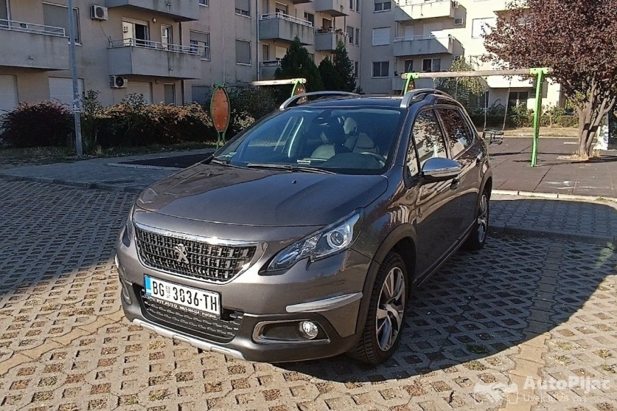 Peugeot 2008 1.2 benzin 2017 Crossway auto oglasi 