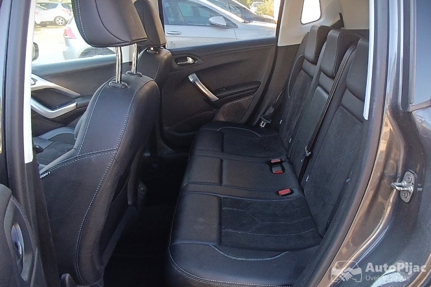 Peugeot 2008 1.2 benzin 2017 Crossway auto oglasi 13