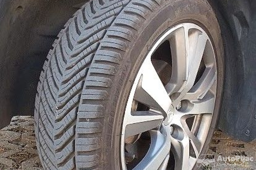 Peugeot 2008 1.2 benzin 2017 Crossway auto oglasi 19