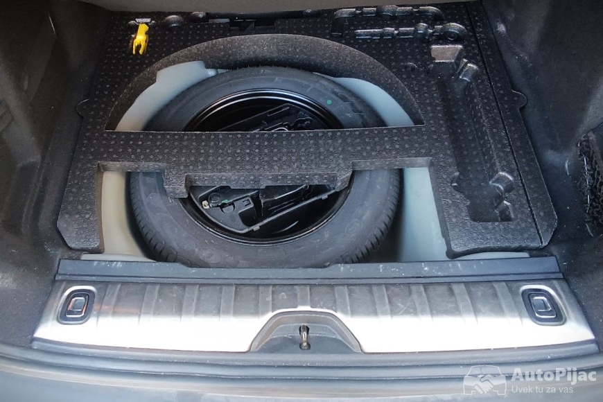 Peugeot 2008 1.2 benzin 2017 Crossway auto oglasi 21