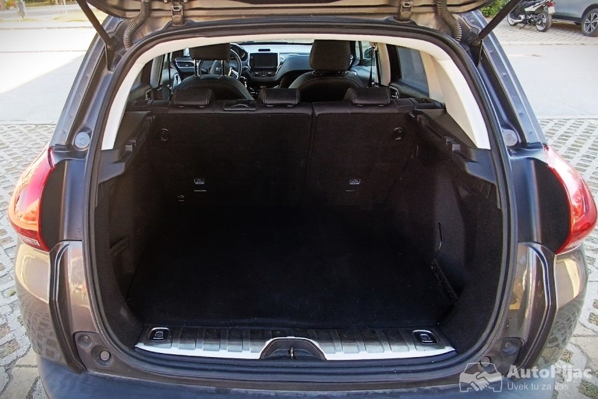 Peugeot 2008 1.2 benzin 2017 Crossway auto oglasi 20