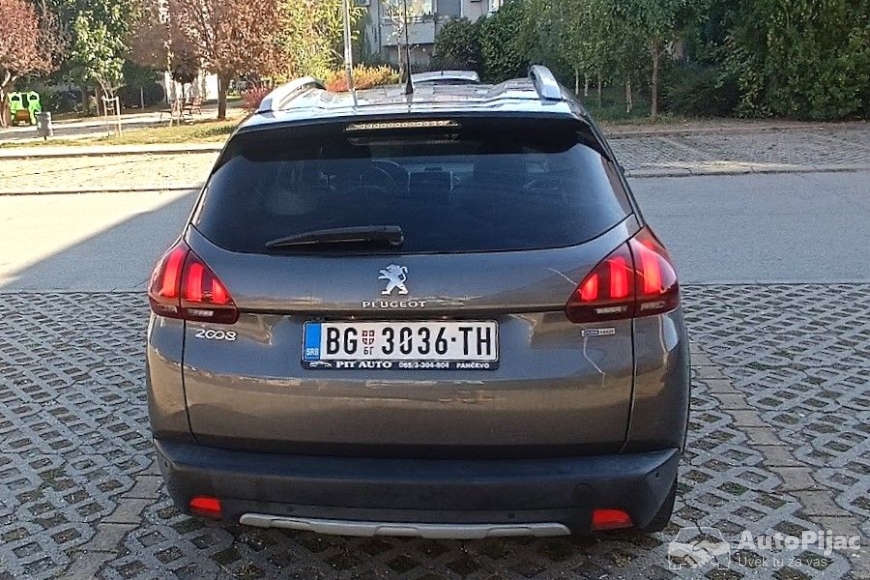 Peugeot 2008 1.2 benzin 2017 Crossway auto oglasi 5