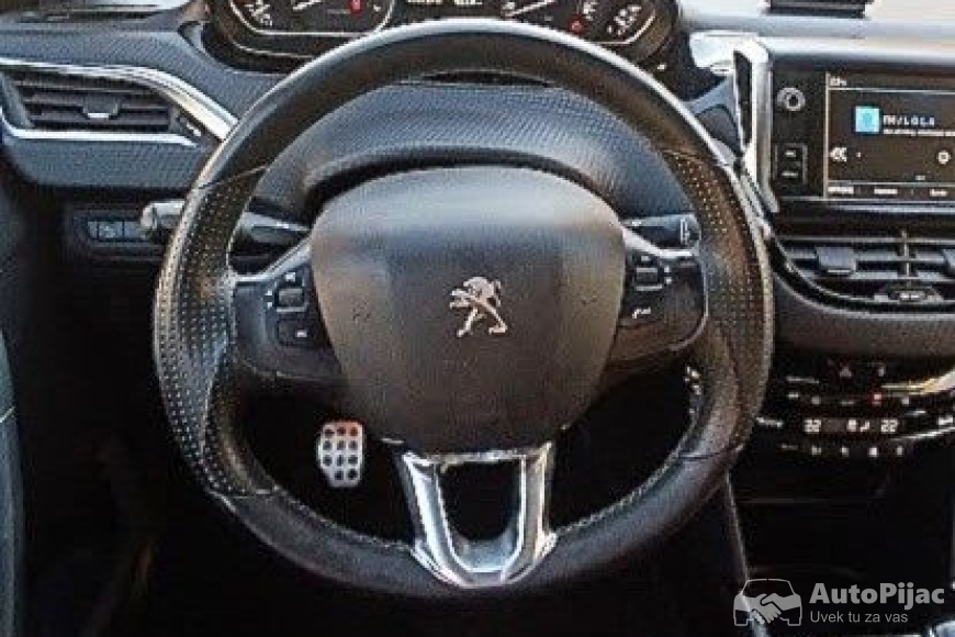 Peugeot 2008 1.2 benzin 2017 Crossway auto oglasi 11