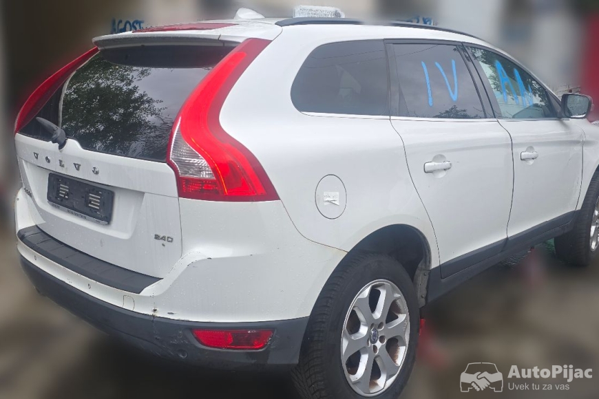 Volvo XC60 POLOVNI DELOVI 6