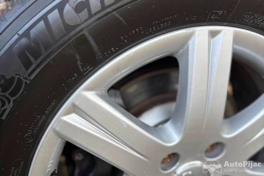 Audi Q7 S-line-Prodaja Novih i Polovnih Automobila 1