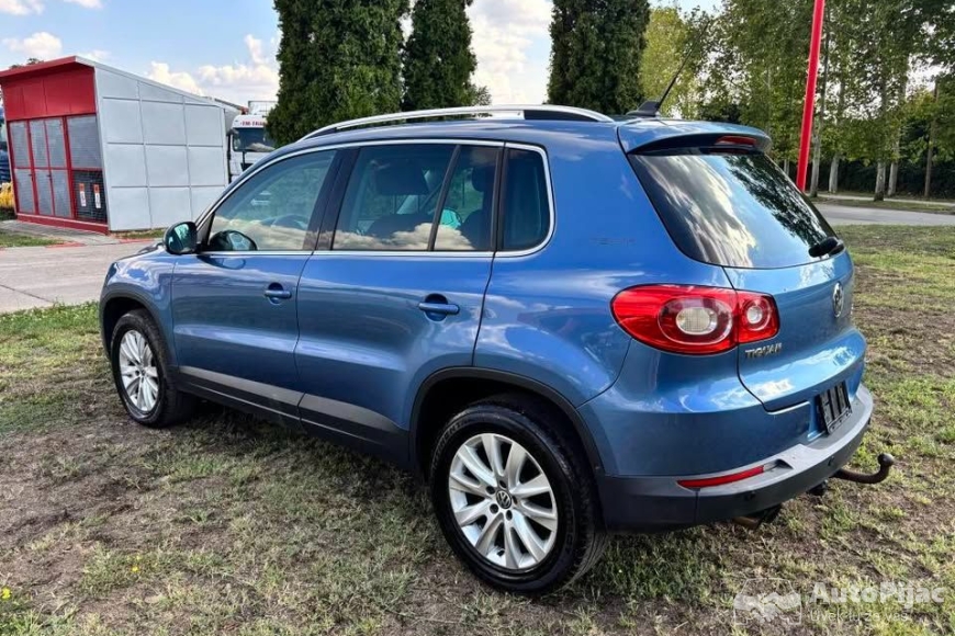 VW Tiguan 2.0-MojAuto