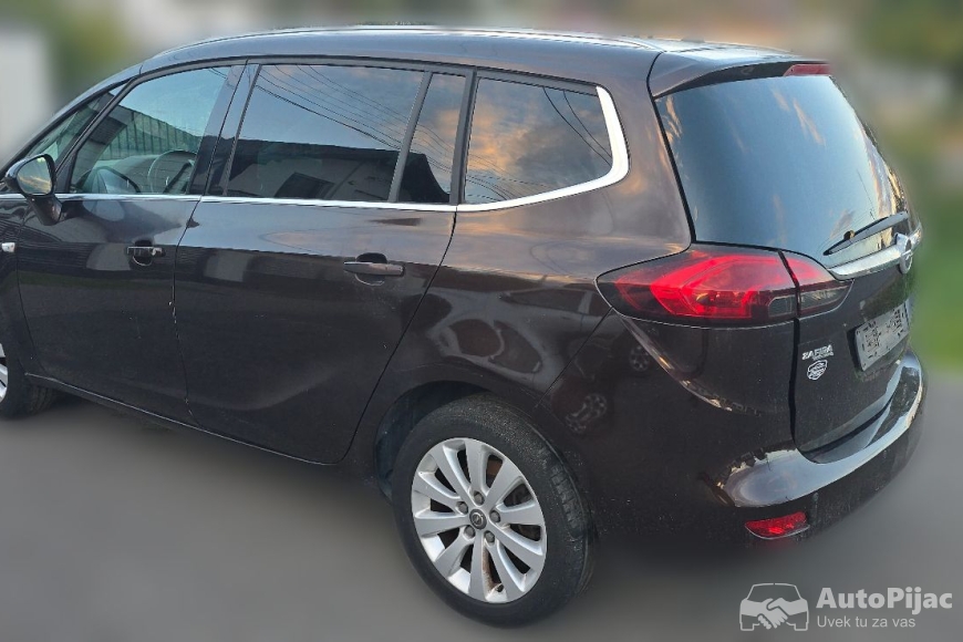 Lumii_20251103_224145103