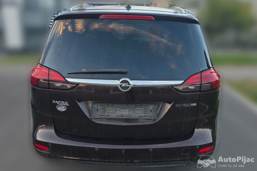 Lumii_20251103_224618371