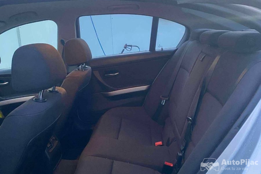 Messenger_creation_7368759652560668566