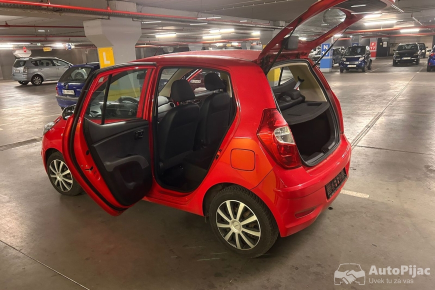 WhatsApp Image 2025-11-12 at 20.40.47