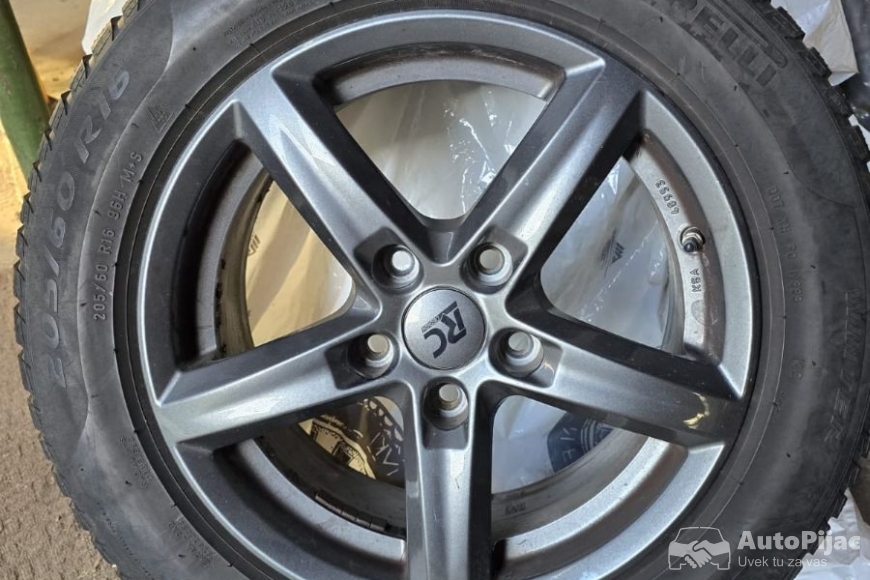 WhatsApp Image 2025-11-24 at 17.38.37 (1)