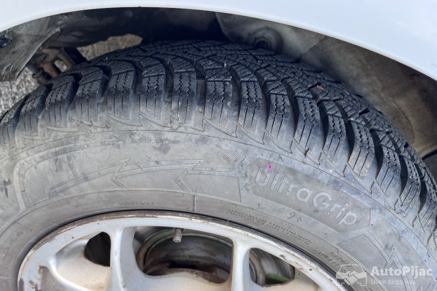 1729D25B-E748-49A4-BAB2-B8F1AFA645D1