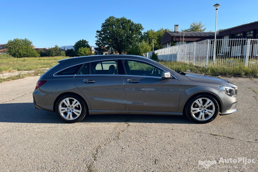Mercedes Benz CLA 200 Shooting Brake 3 IMG-202511-WA0017