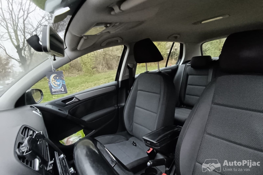 6c43aba9-b9e8-467e-8023-bebd7be966de