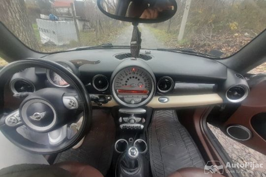 Screenshot_20251213_175507_Gallery