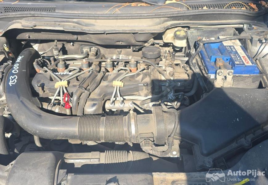 Volvo C70 Cabrio 2.4D delovi (2008, model 2006–2010 pre restajling) 15