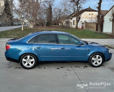 Audi A4 																											2003. godište