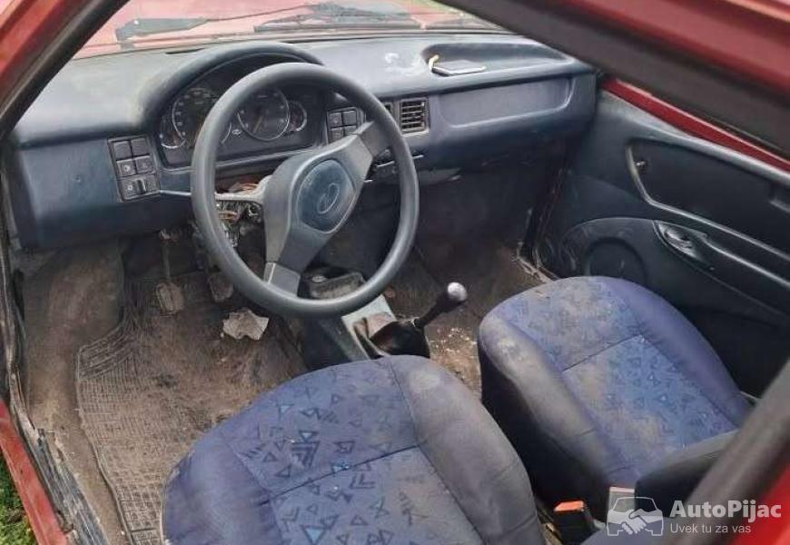 yugo_55_bez_prava_na_reg_za_pecanje_sumu_delove_2_polovni_automobili_autopijac.rs
