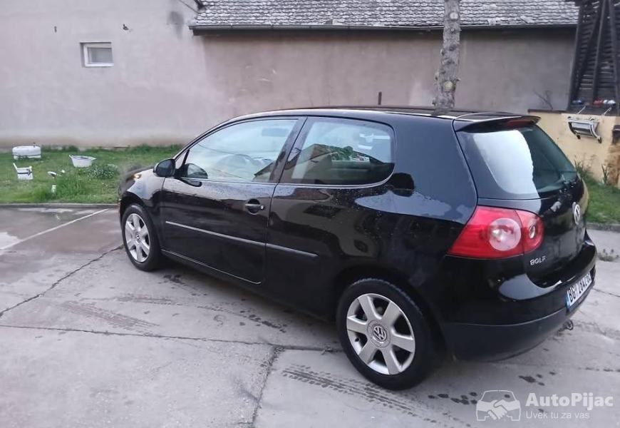golf_5_2005g_14_2_polovni_automobili_autopijac.rs