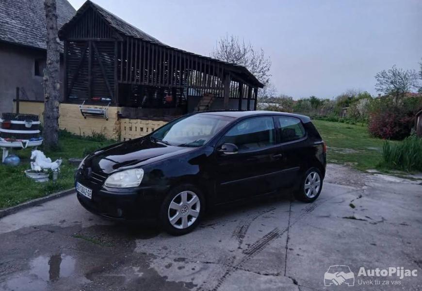 golf_5_2005g_14_3_polovni_automobili_autopijac.rs