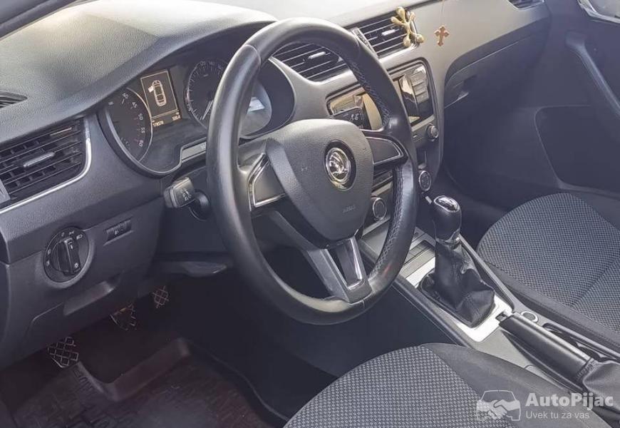 skoda_octavia_16_tdi_2016god_5_polovni_automobili_autopijac.rs